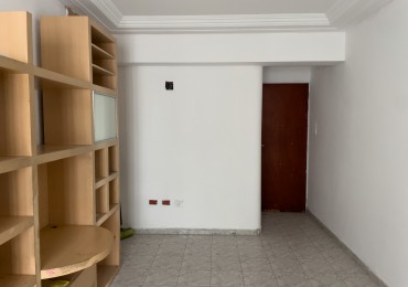 Departamento en ALQUILER  2 Dormitorios, Balcon, Barrio norte