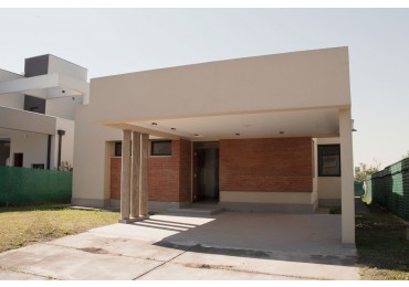 Casa 3 dormitorios en Country 